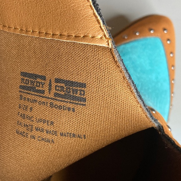 Rowdy Crowd | Beaumont Western Teal Suede Booties 9 - Picture 7 of 7